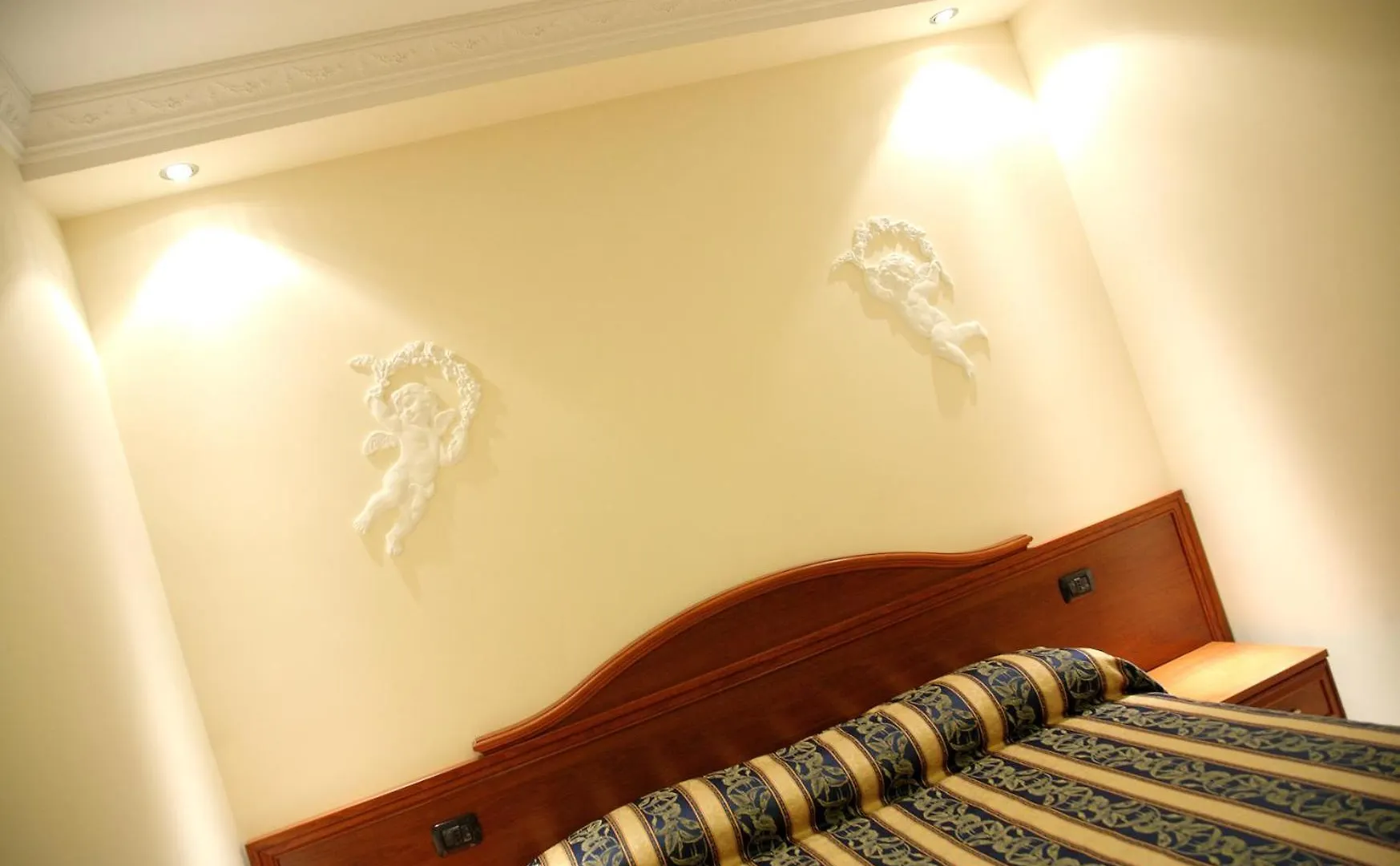 Guest House Galaxy Rome