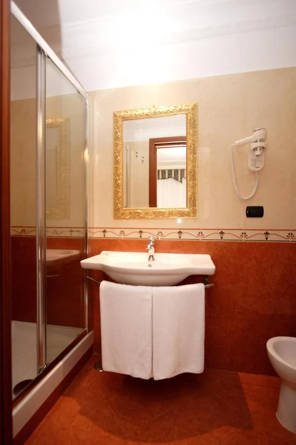 Guest House Galaxy Rome 3*,
